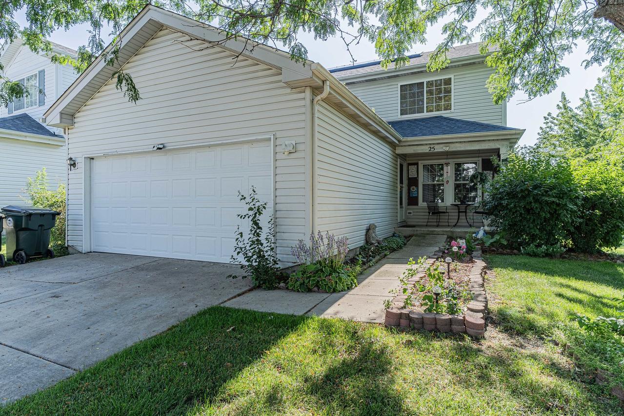 25 Primrose Ln., Oswego, IL 60543
