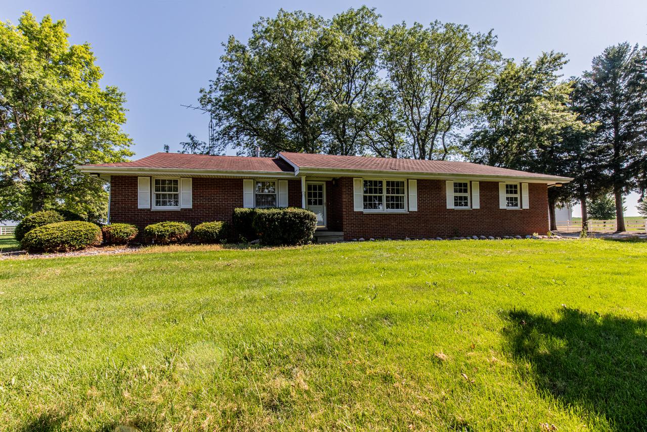 752 E Ill St 34 Hwy., Earlville, IL 60518