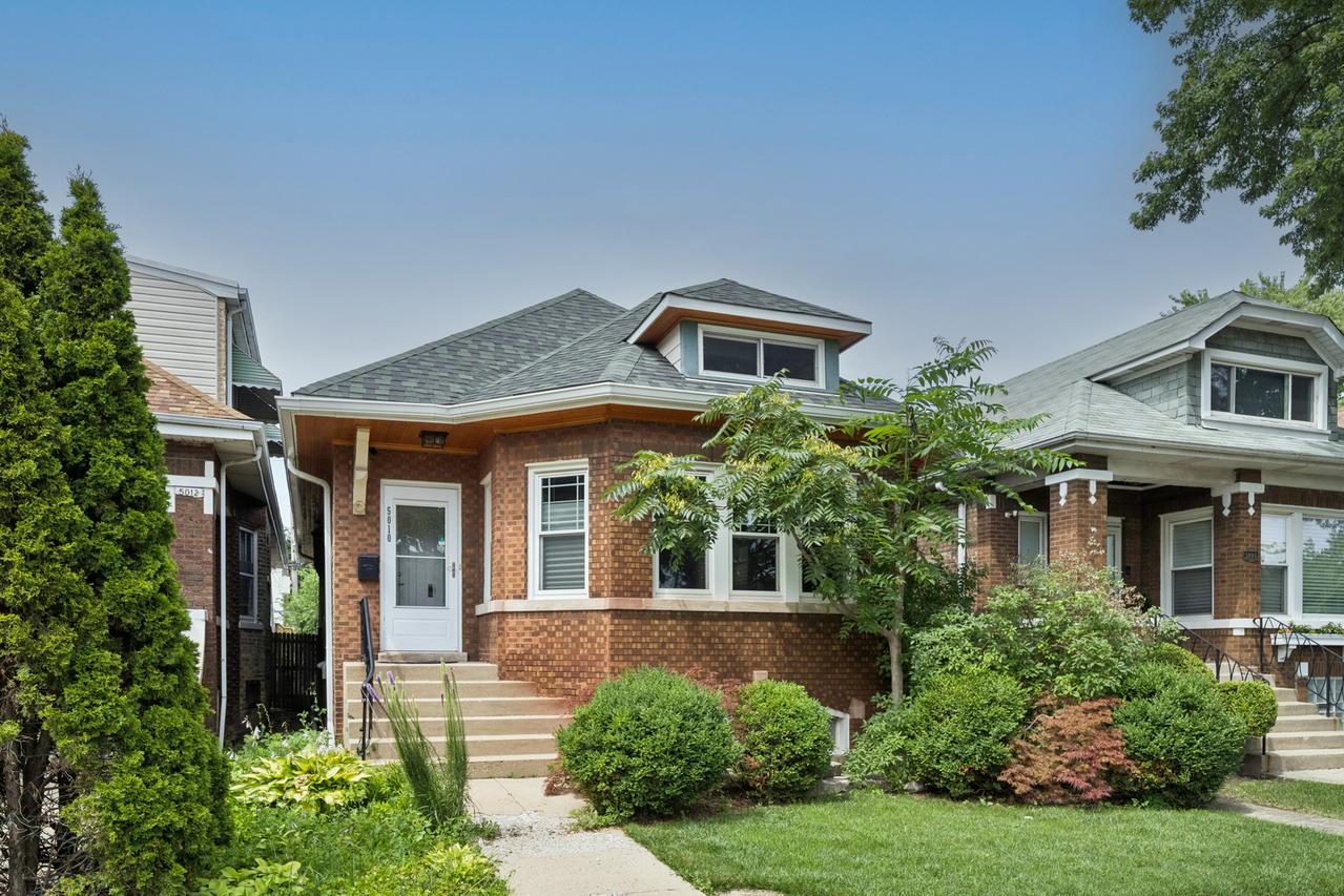 5010 W Wolfram St., Chicago, IL 60641