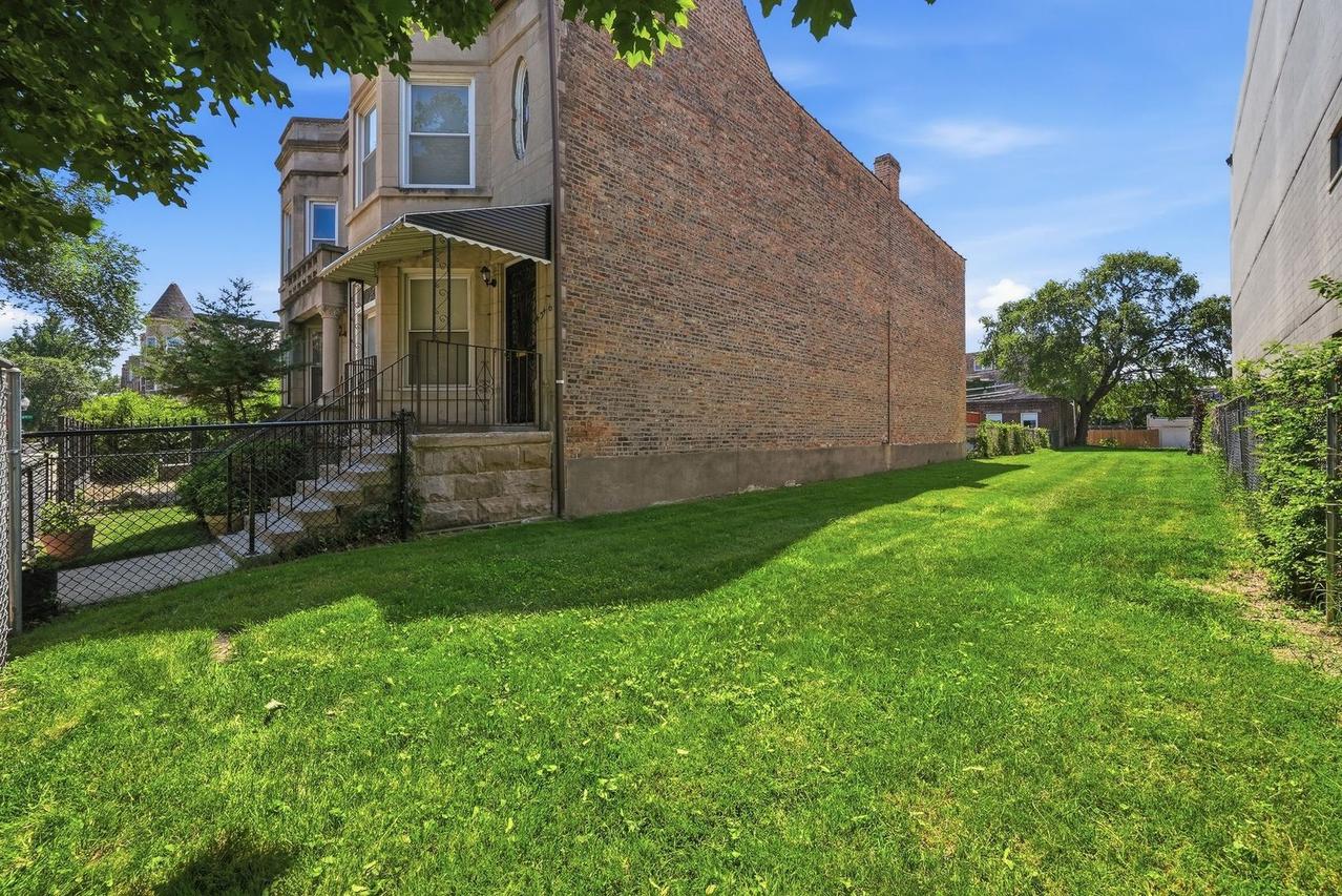 4344 S Vincennes Ave., Chicago, IL 60653