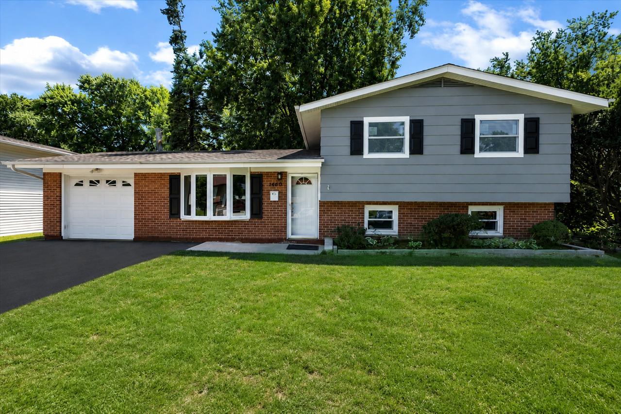 1460 Indian Hill Ave., Hanover Park, IL 60133