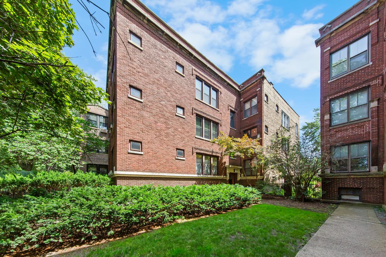 1449 W Rosemont Ave. #2, Chicago, IL 60660