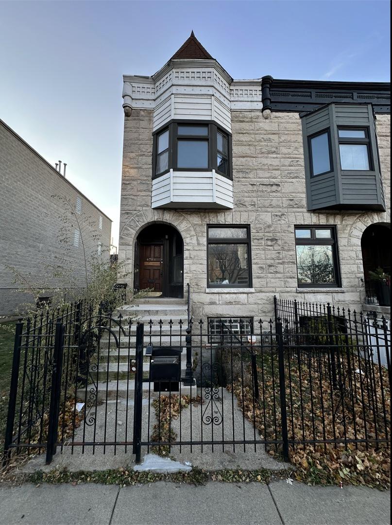 4718 S Langley Ave., Chicago, IL 60615
