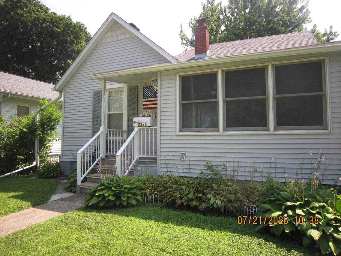 2120 2nd St., Moline, IL 61256