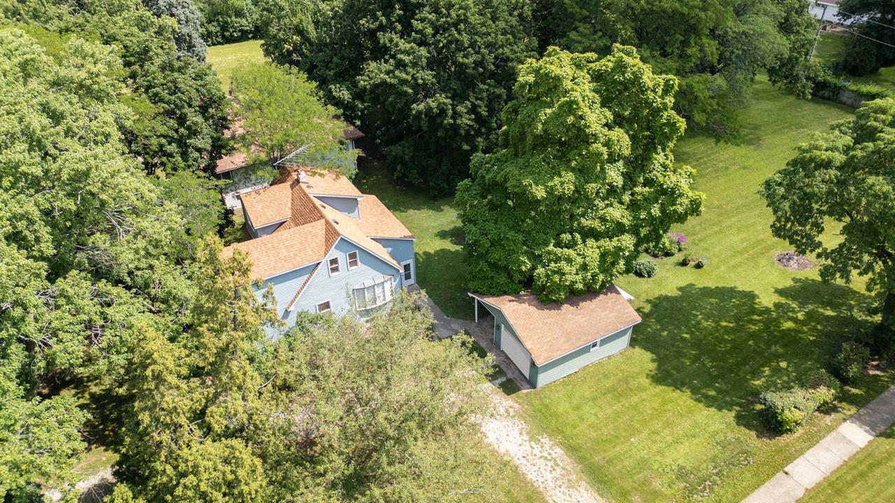 4417 Yender Ave., Lisle, IL 60532