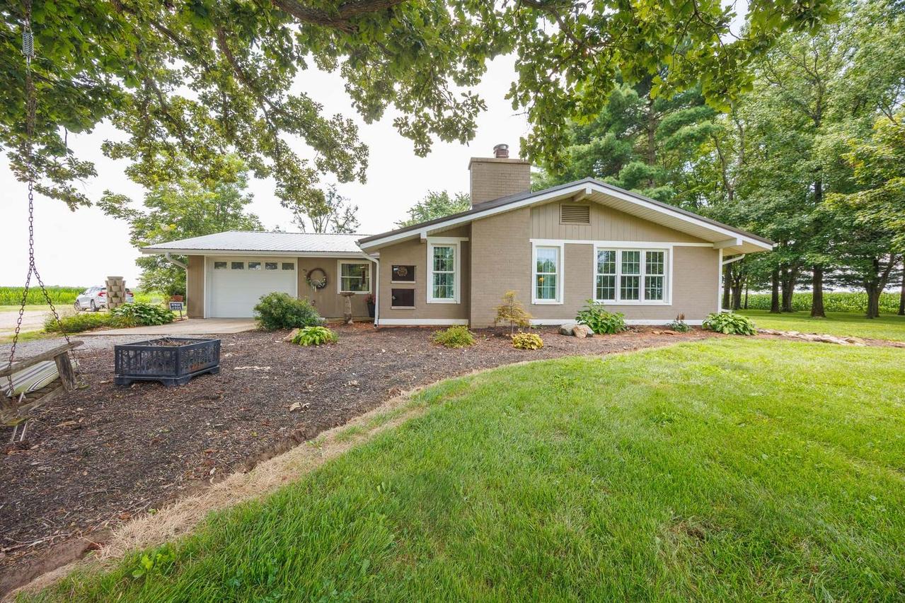 5718 Tonti Rd., Salem, IL 62881