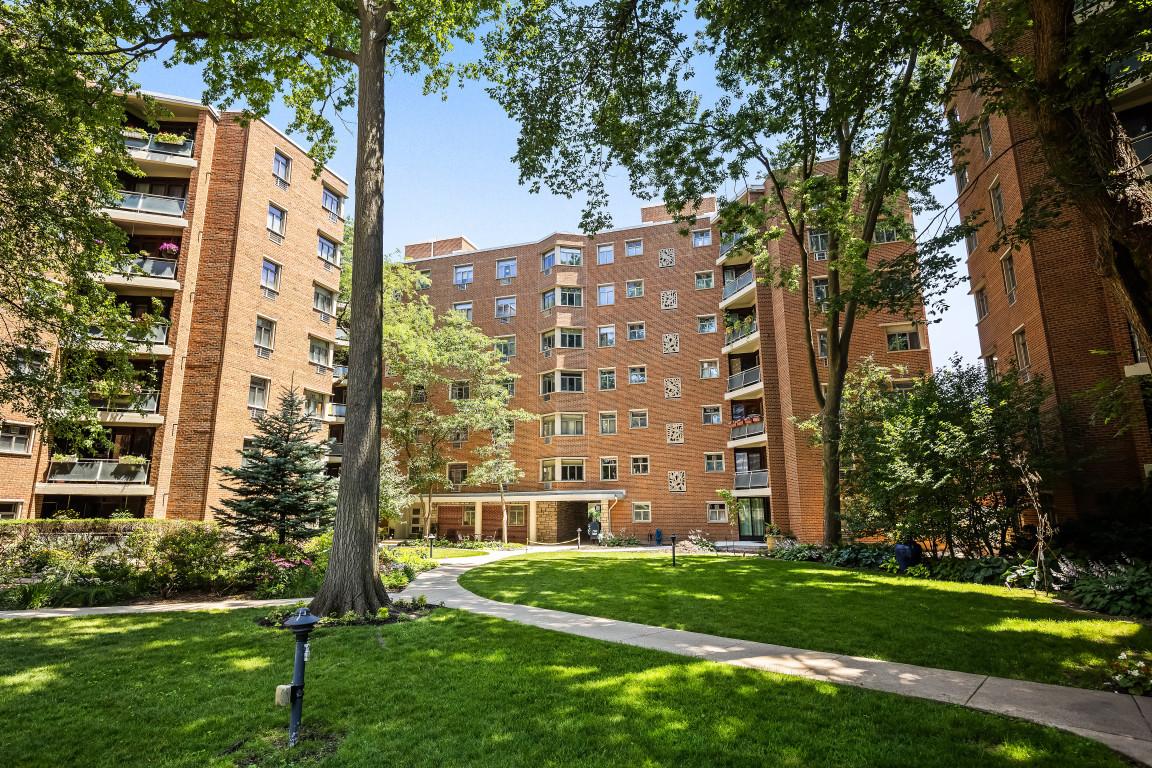 1856 Sherman Ave. #7SC, Evanston, IL 60201
