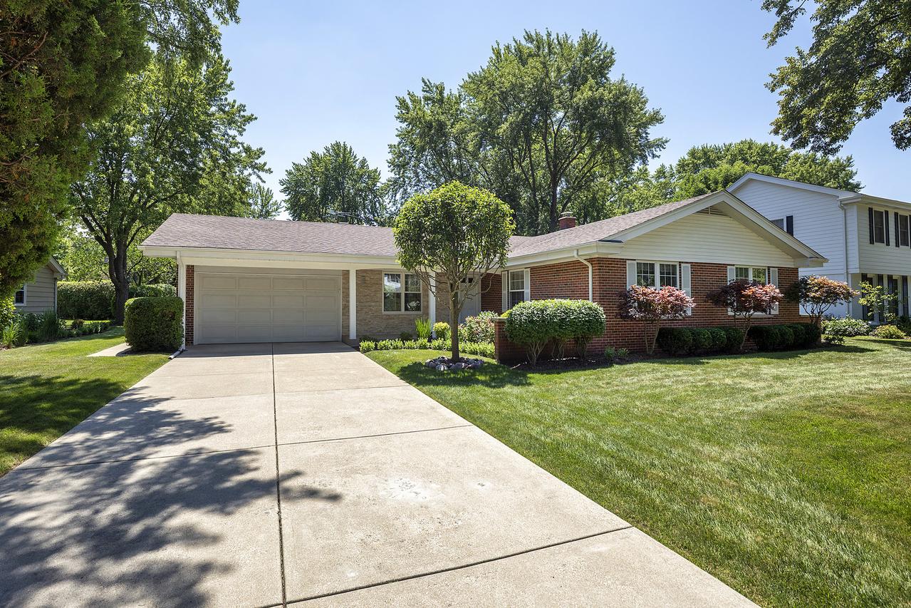 3123 Concord Ct., Northbrook, IL 60062