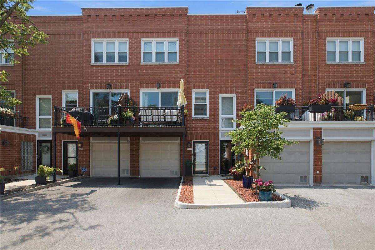 2901 N Wolcott Ave. #D, Chicago, IL 60657