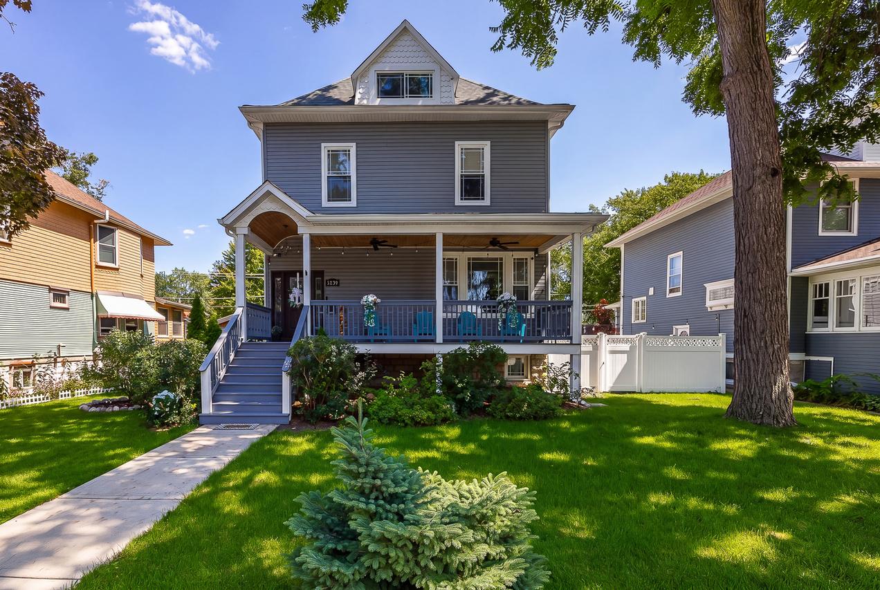 3239 Wesley Ave., Berwyn, IL 60402