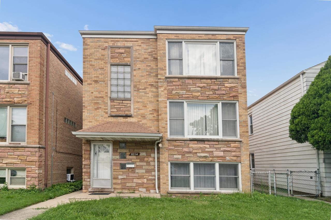 8254 W Forest Preserve Ave., Chicago, IL 60634