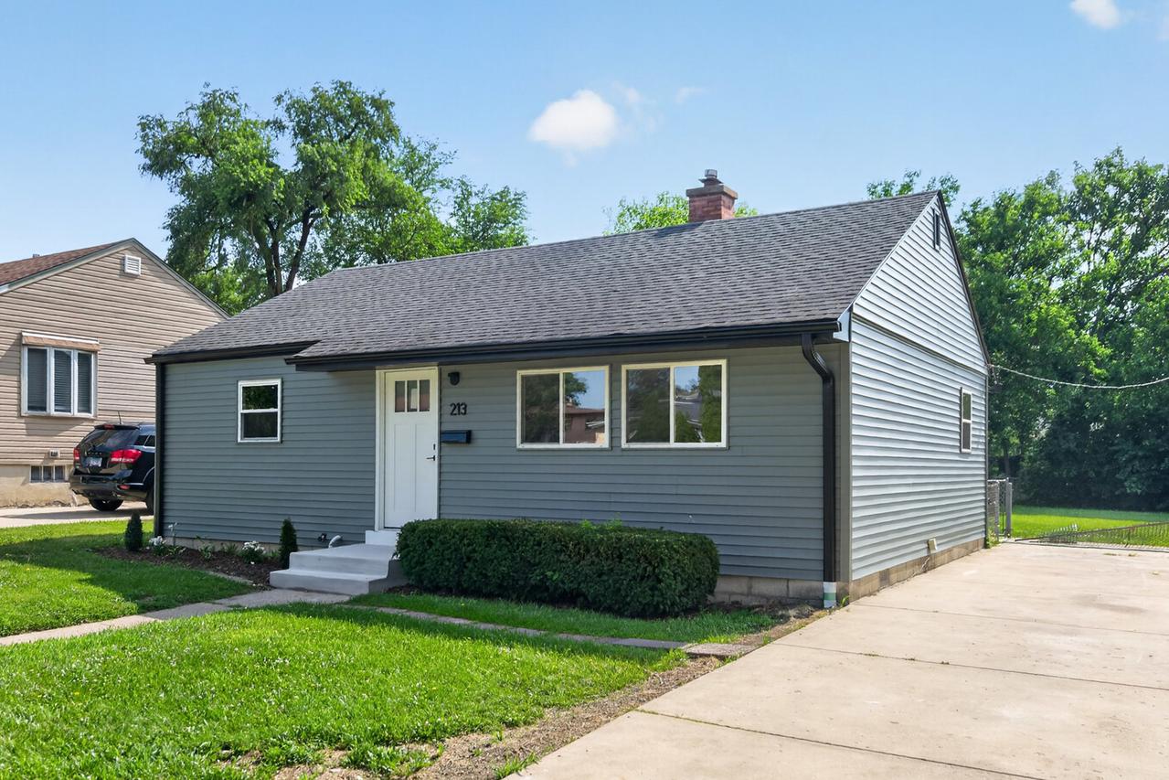 213 May St., Bensenville, IL 60106