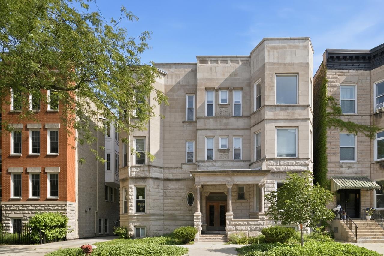 626 W Buckingham Pl. #1E, Chicago, IL 60657