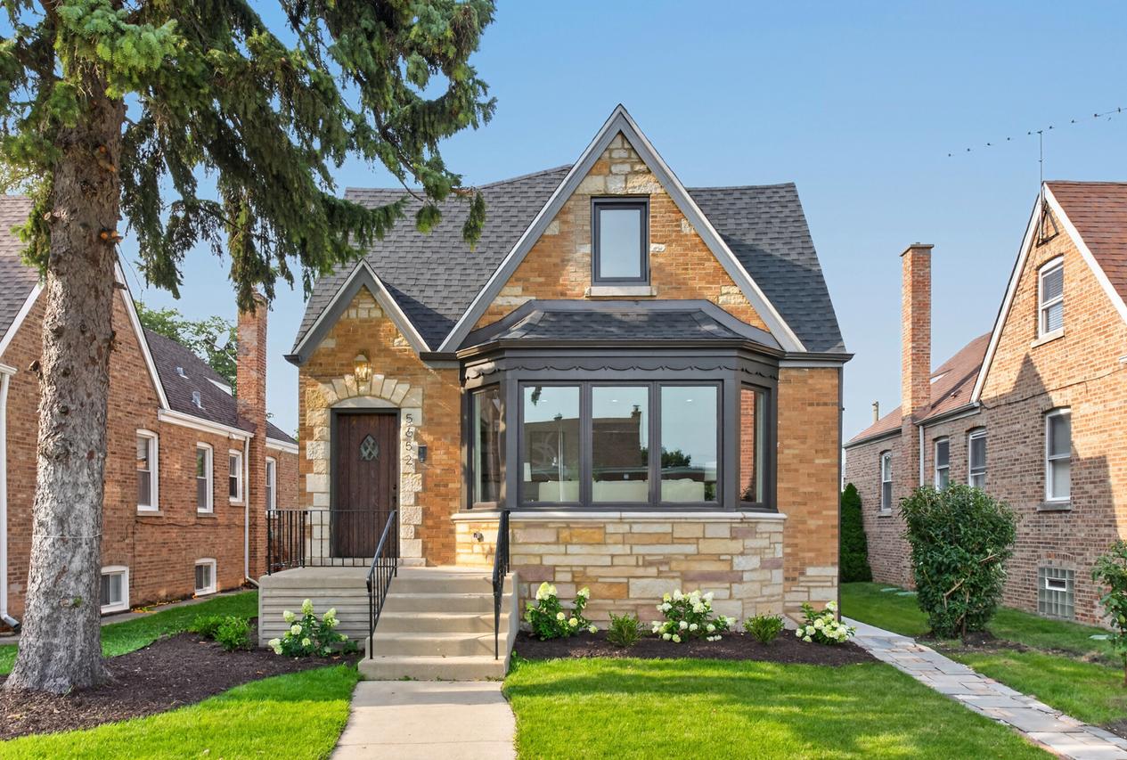 5652 W Cullom Ave., Chicago, IL 60634