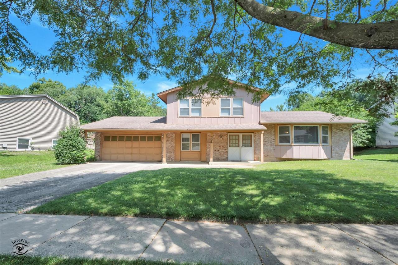 226 Charlestown Dr., Bolingbrook, IL 60440