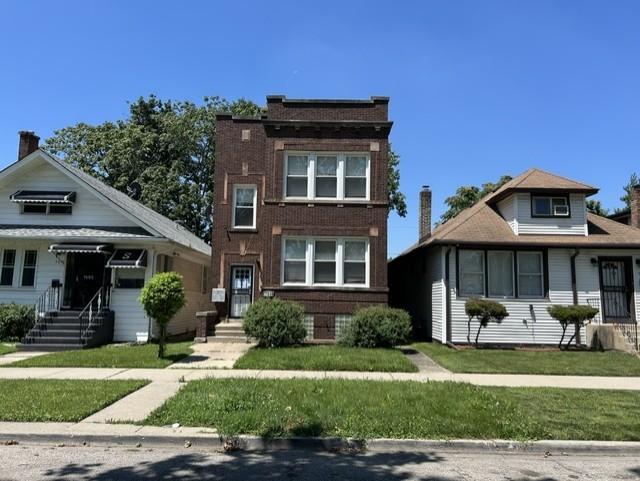 7648 S Luella Ave., Chicago, IL 60649