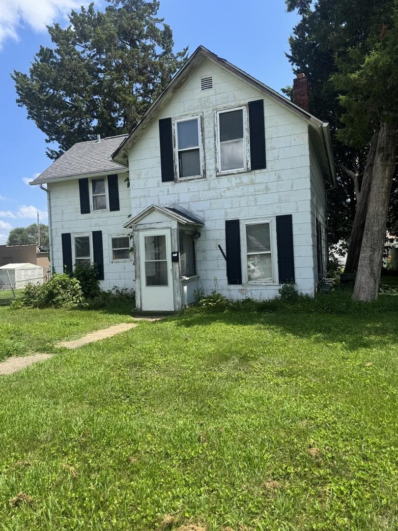 414 49th St., Moline, IL 61265