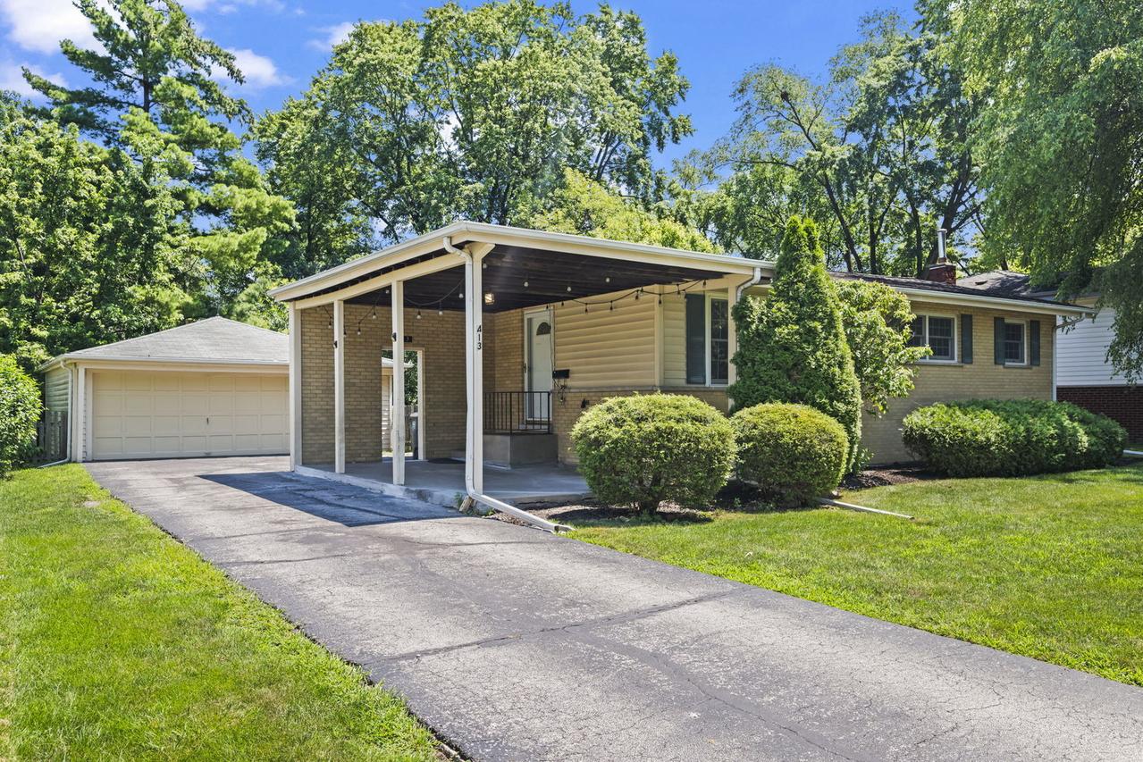 413 N Drury Ln., Arlington Heights, IL 60004