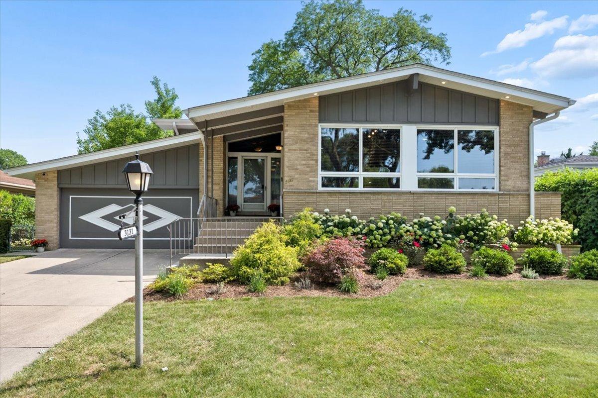 3131 Central Ave., Wilmette, IL 60091