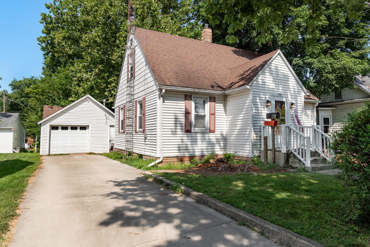 1109 N Mill St., Pontiac, IL 61764