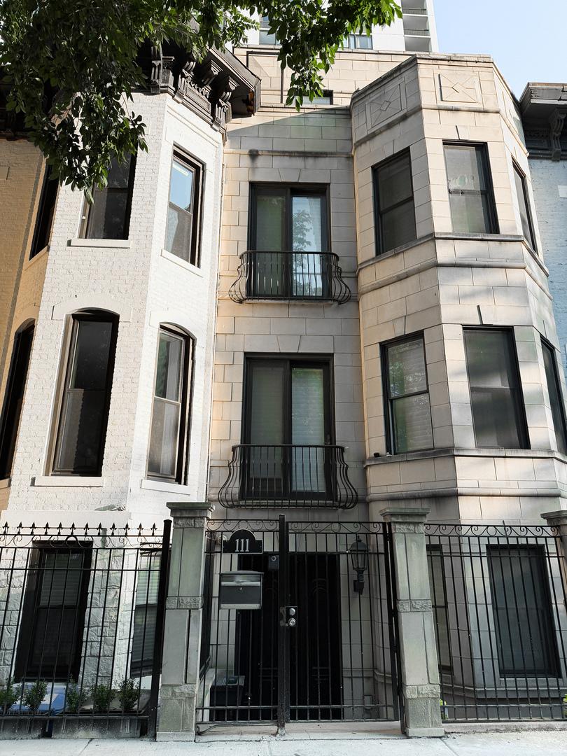111 W Elm St., Chicago, IL 60610