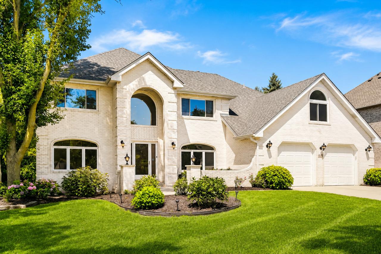 6722 Sweetbriar Ln., Darien, IL 60561