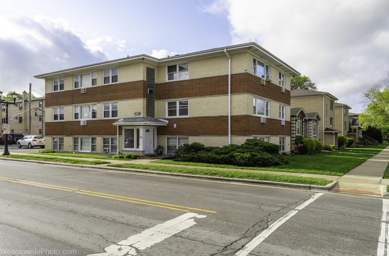 7347 W Diversey Ave. #7, Elmwood Park, IL 60707