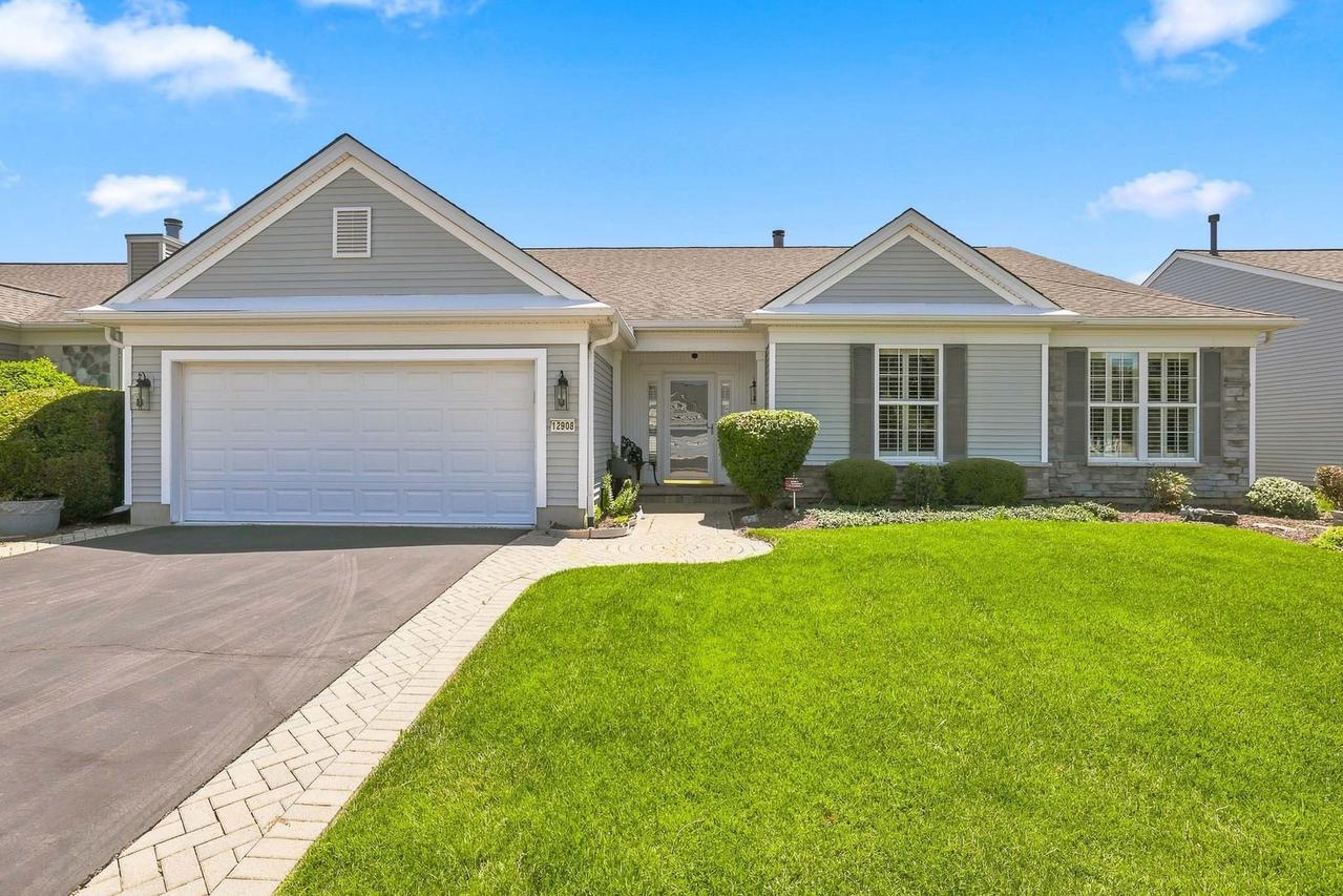 12908 Farm Hill Dr., Huntley, IL 60142