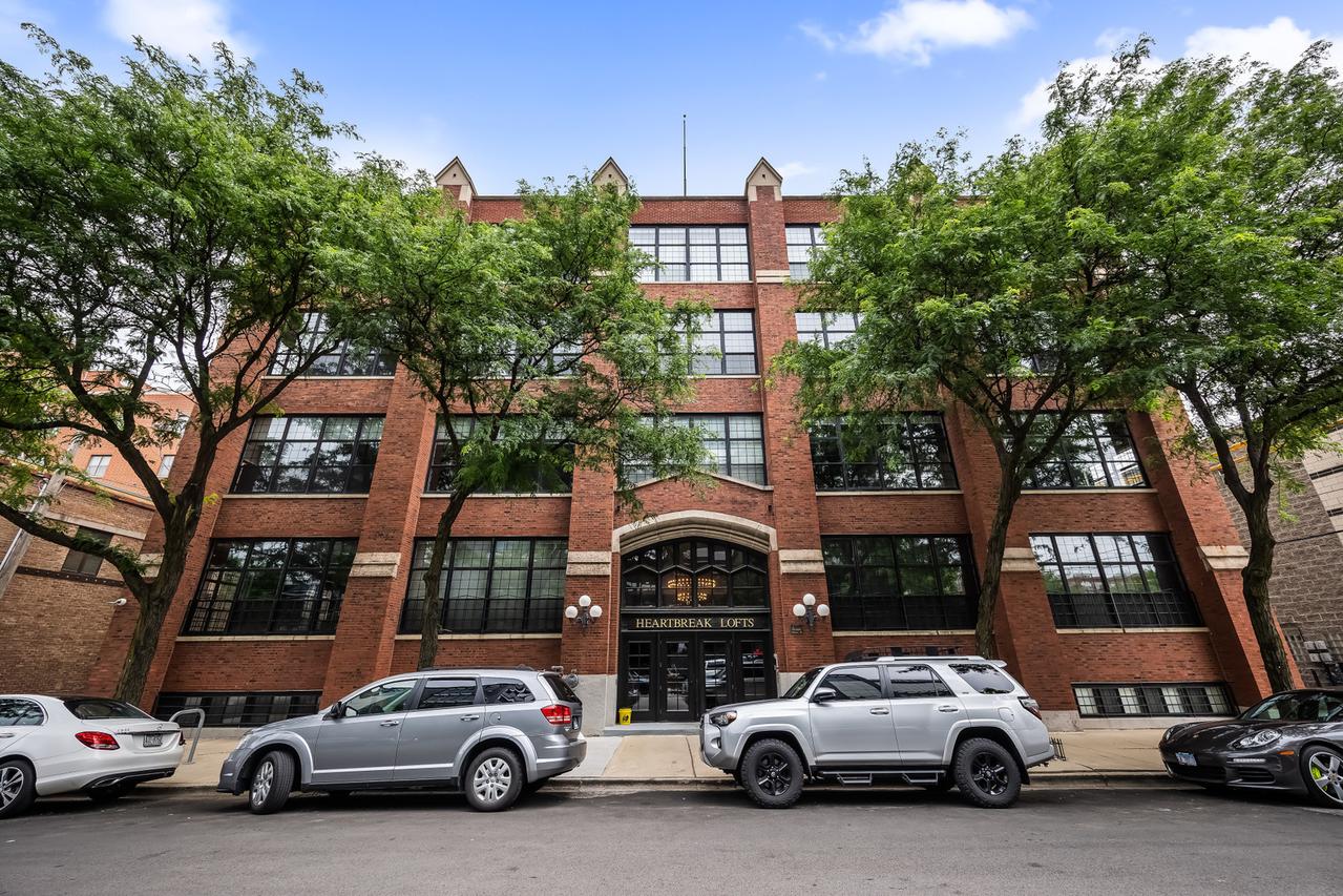 17 N Loomis St. #1J, Chicago, IL 60607