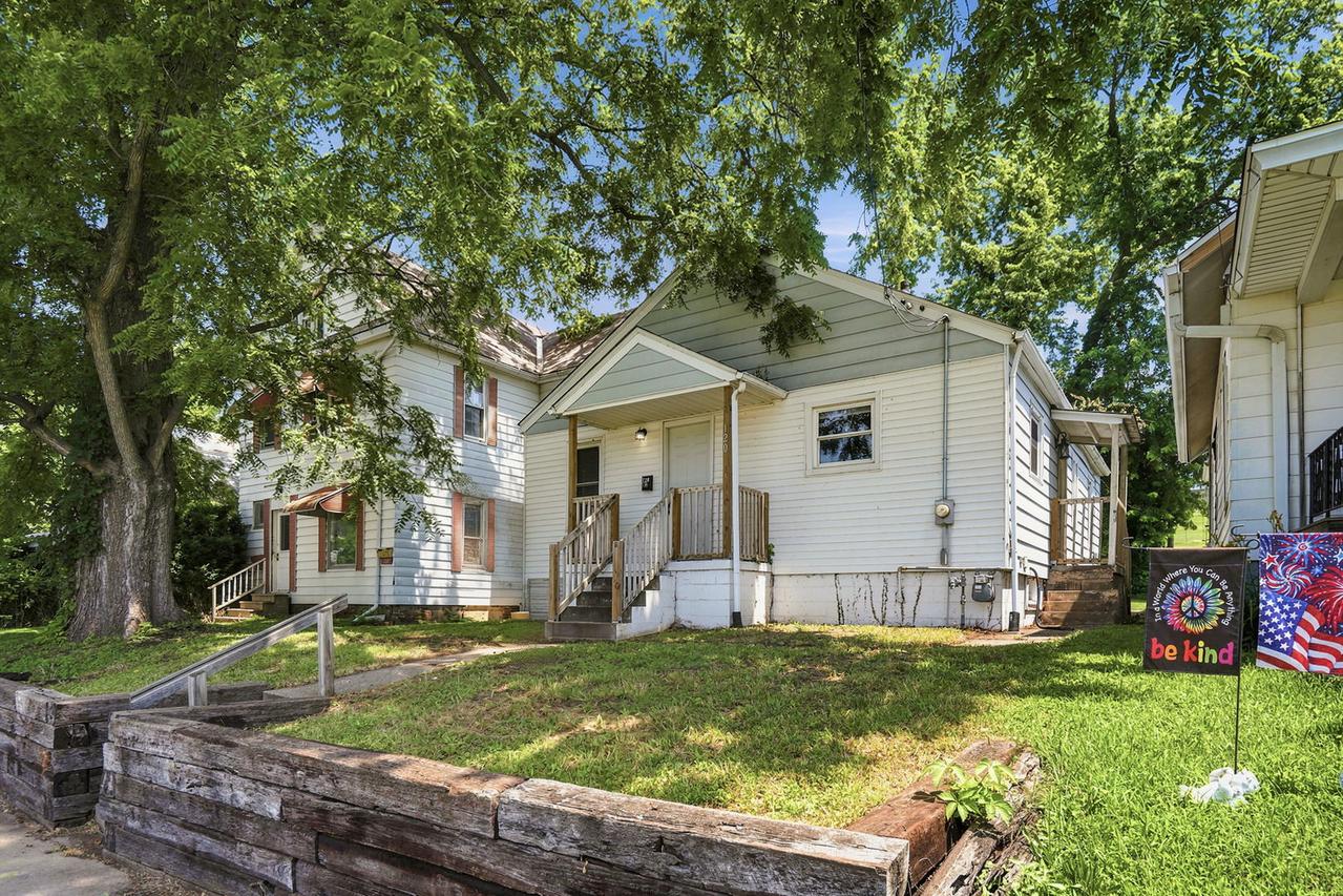 120 20th St., East Moline, IL 61244