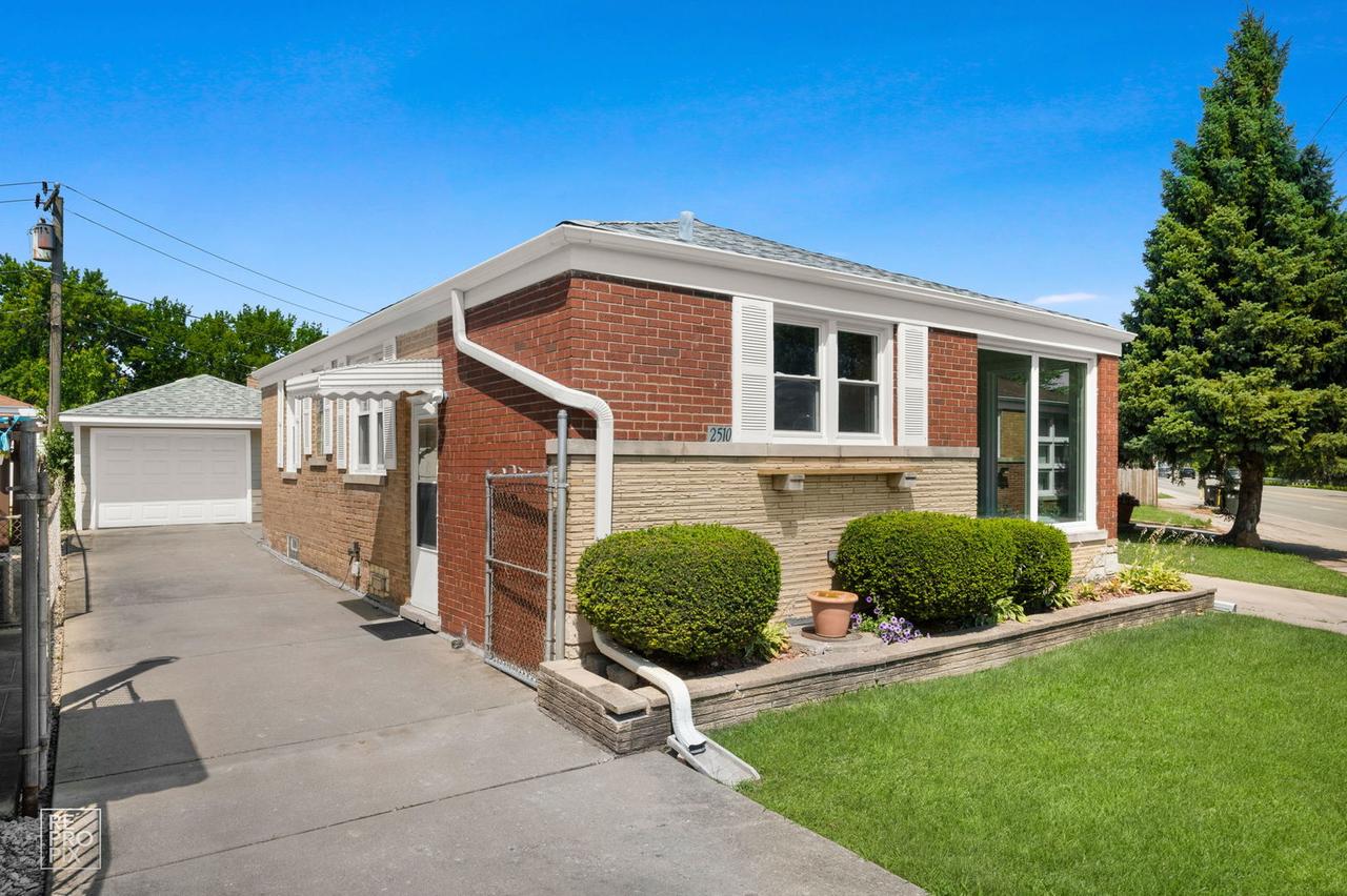 2510 River Rd., River Grove, IL 60171