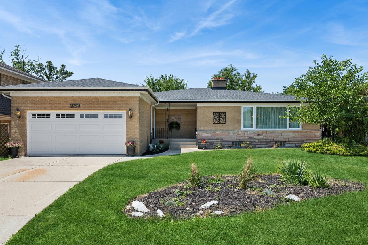 5626 N Kerbs Ave., Chicago, IL 60646