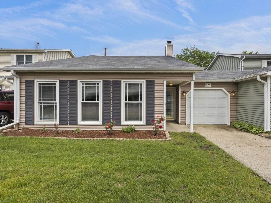 376 Thorncliffe Dr., Glendale Heights, IL 60139