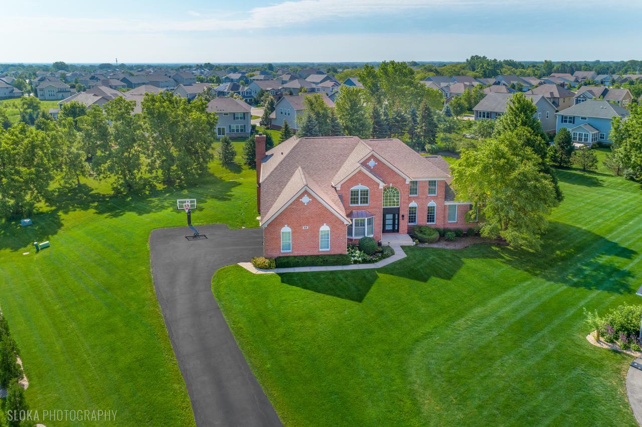 23 Crystal Downs Dr., Hawthorn Woods, IL 60047