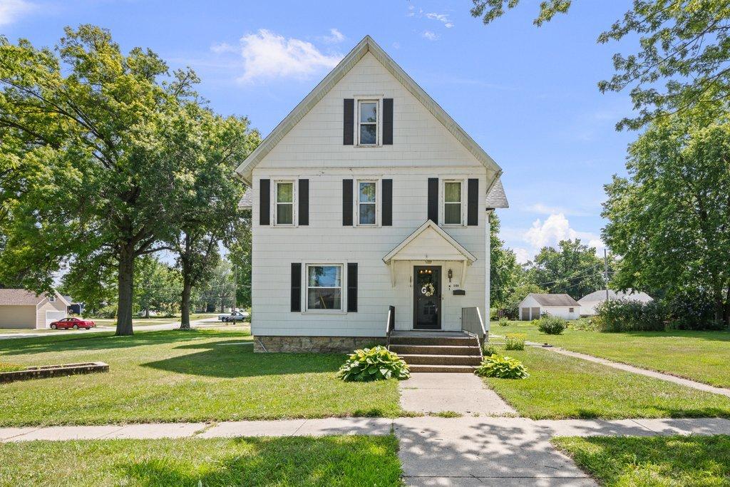 109 E Main St., Atkinson, IL 61235