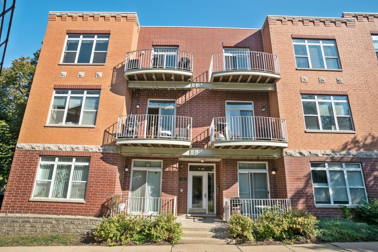 946 W Fry St. #3E, Chicago, IL 60642