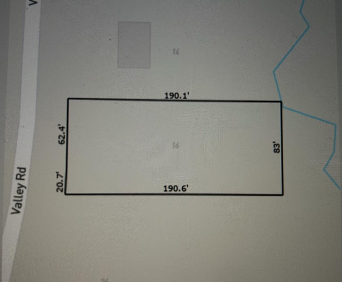 16 Valley Rd., Putnam, IL 61560