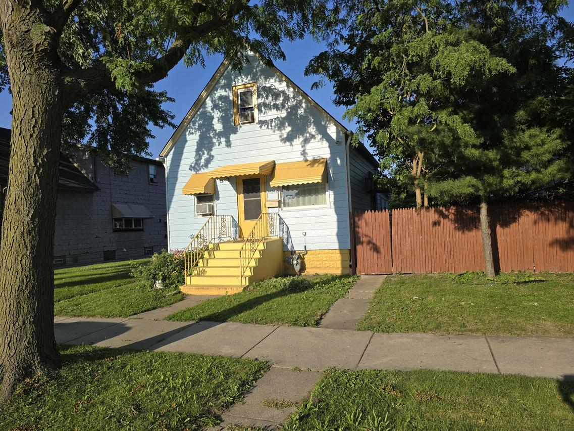 14321 S Mckinley Ave., Posen, IL 60469