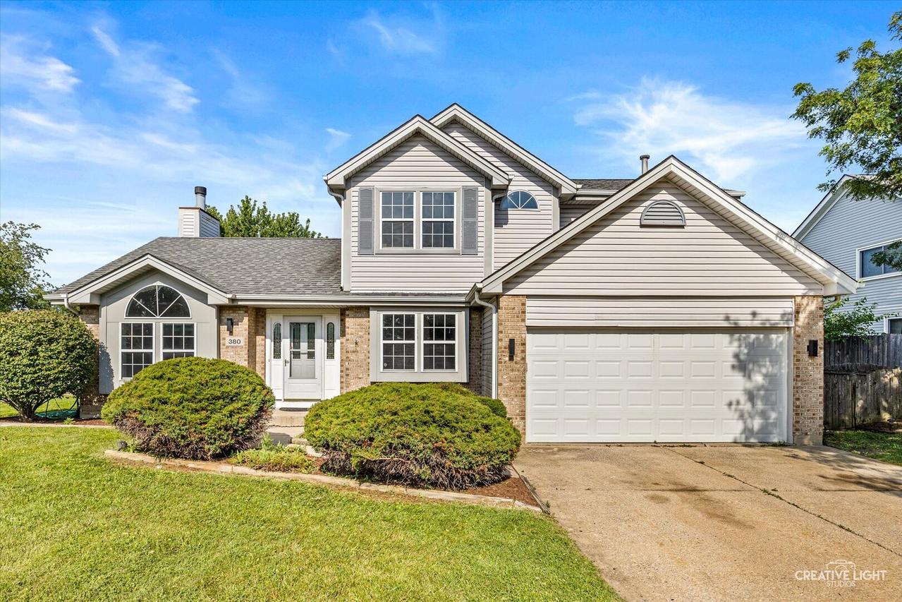 380 Regency Ct., Aurora, IL 60504