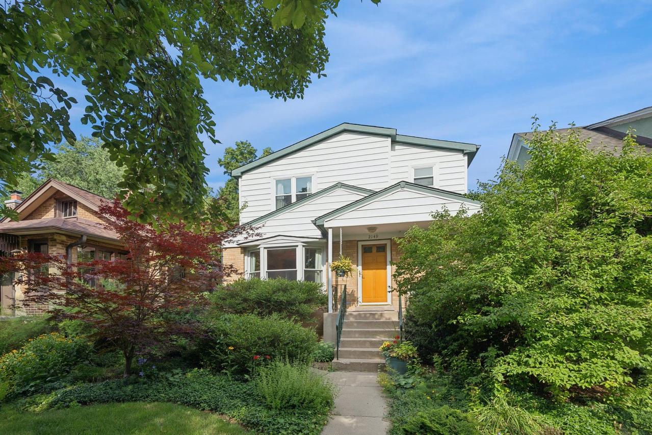 2149 Hartrey Ave., Evanston, IL 60201
