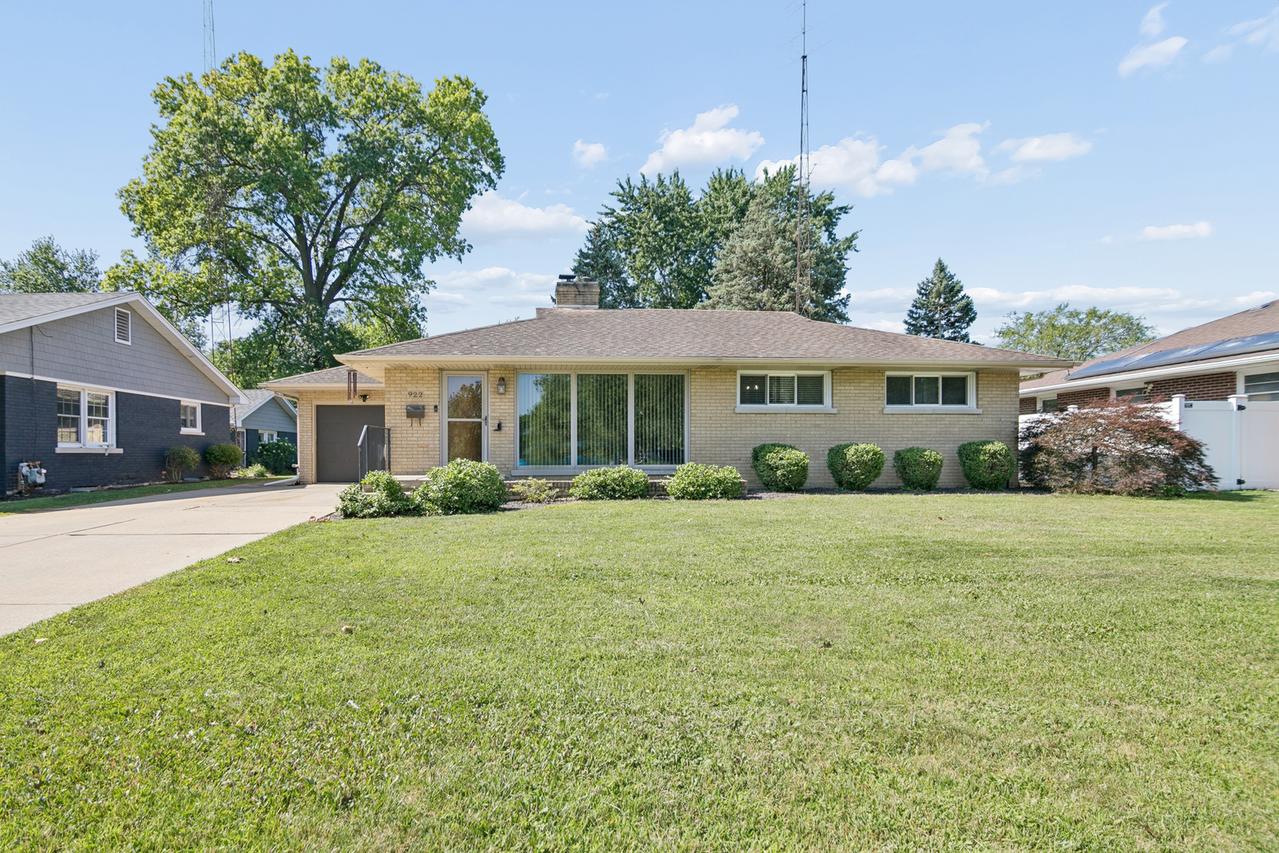 922 W Van Meter St., Kankakee, IL 60901
