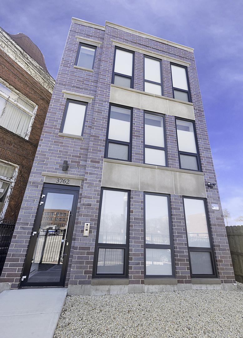 3762 S Indiana Ave., Chicago, IL 60653
