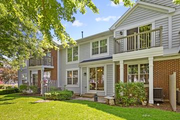 88 Fulbright Ln., Schaumburg, IL 60194