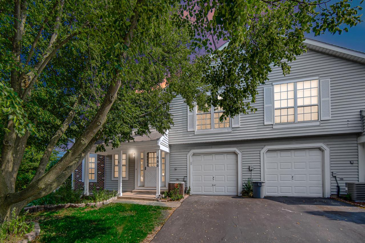 666 Sundance Dr., Bolingbrook, IL 60440