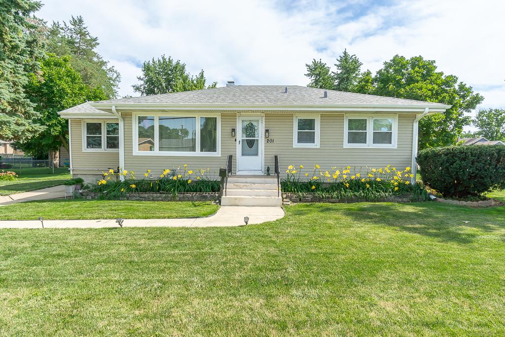 201 S Michigan Ave., Addison, IL 60101