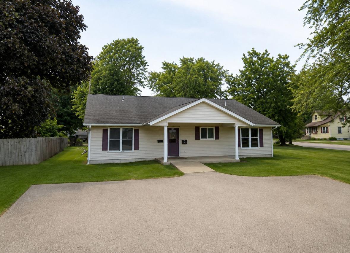 7 Arcade Ct., Freeport, IL 61032