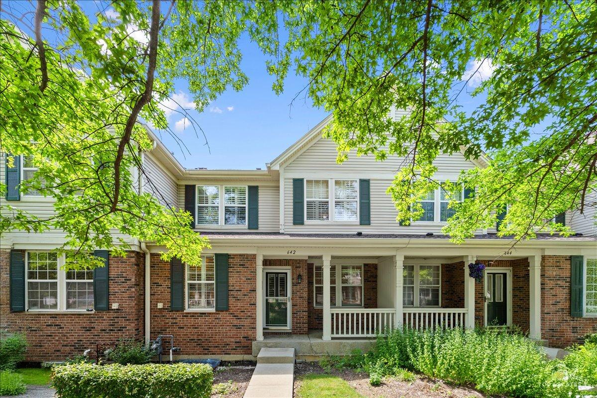642 W Moreland Ave., Addison, IL 60101