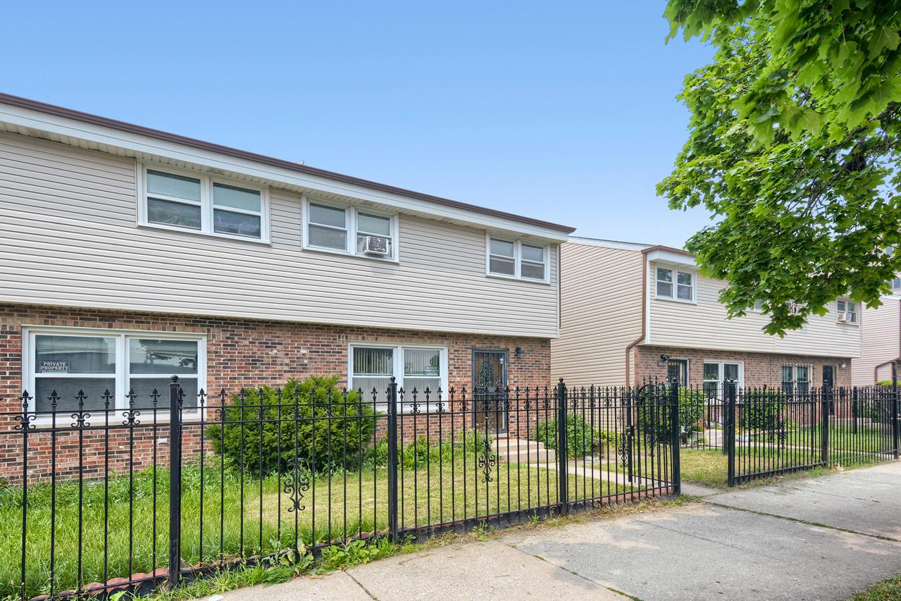 4038 W Washington Blvd., Chicago, IL 60624