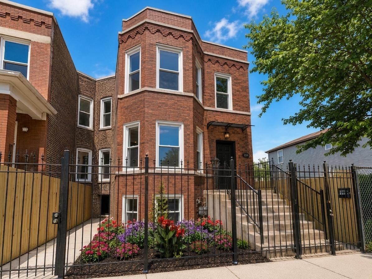 1040 N Lawndale Ave., Chicago, IL 60651