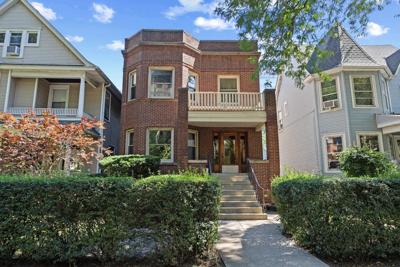 1515 W Granville Ave., Chicago, IL 60660